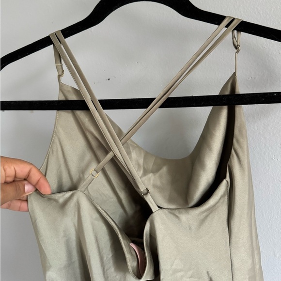 Show me your mumu satin dress - Picture 3 of 5